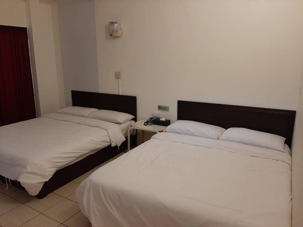 Forever Happiness Hostel Пули Екстериор снимка