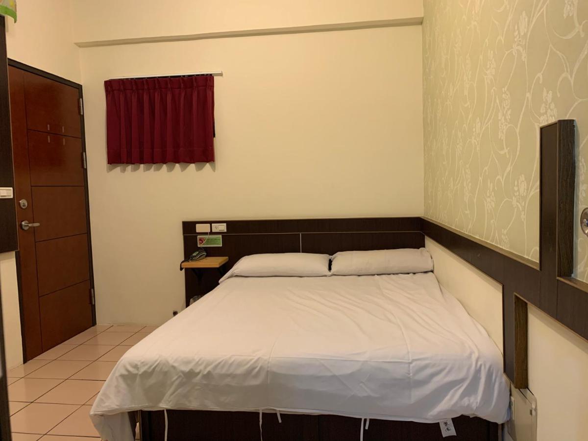 Forever Happiness Hostel Пули Екстериор снимка
