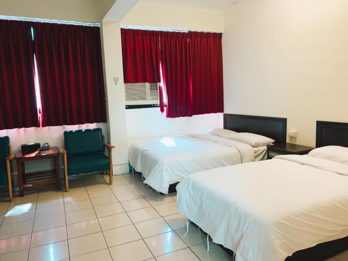 Forever Happiness Hostel Пули Екстериор снимка