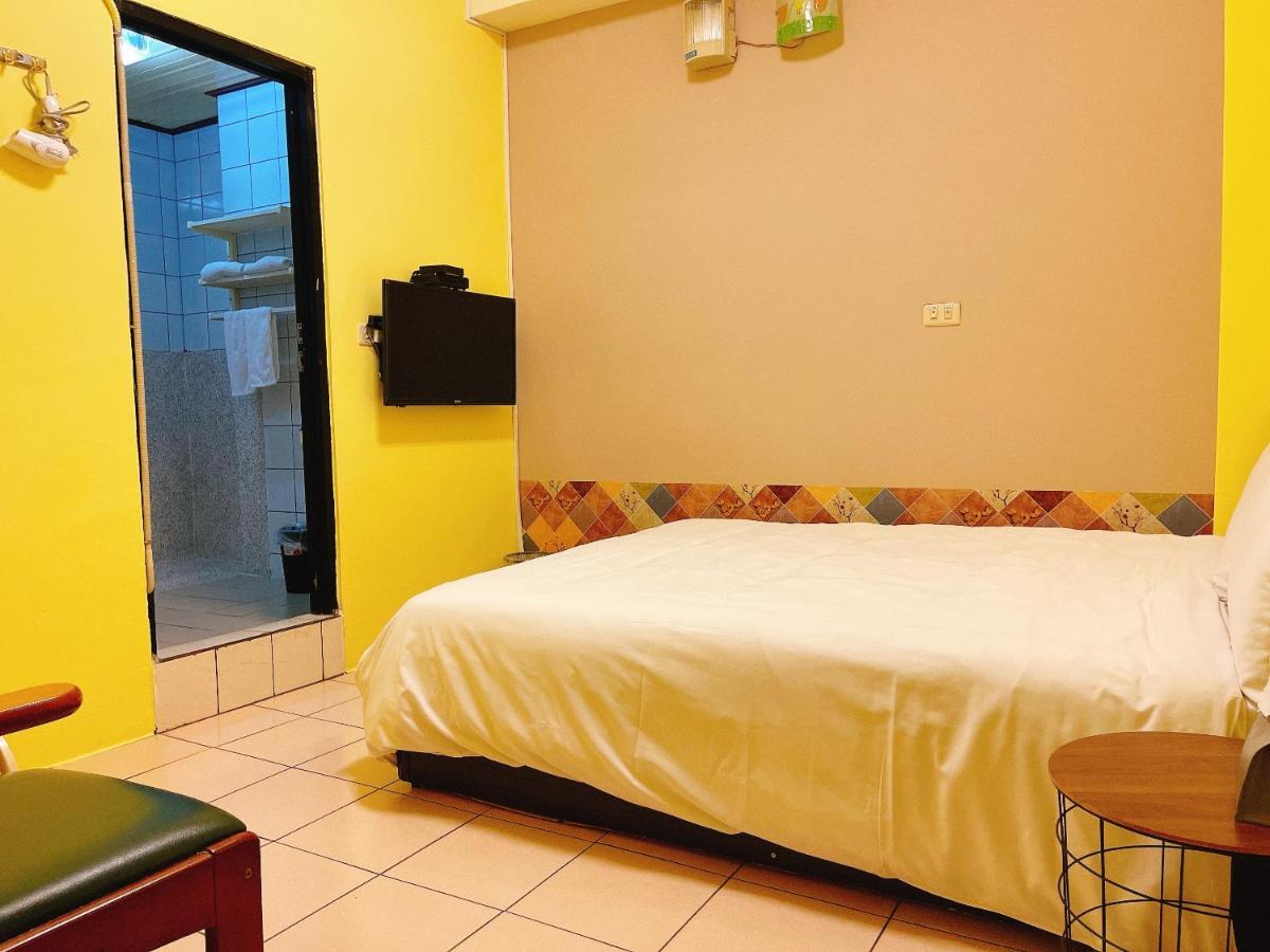 Forever Happiness Hostel Пули Екстериор снимка