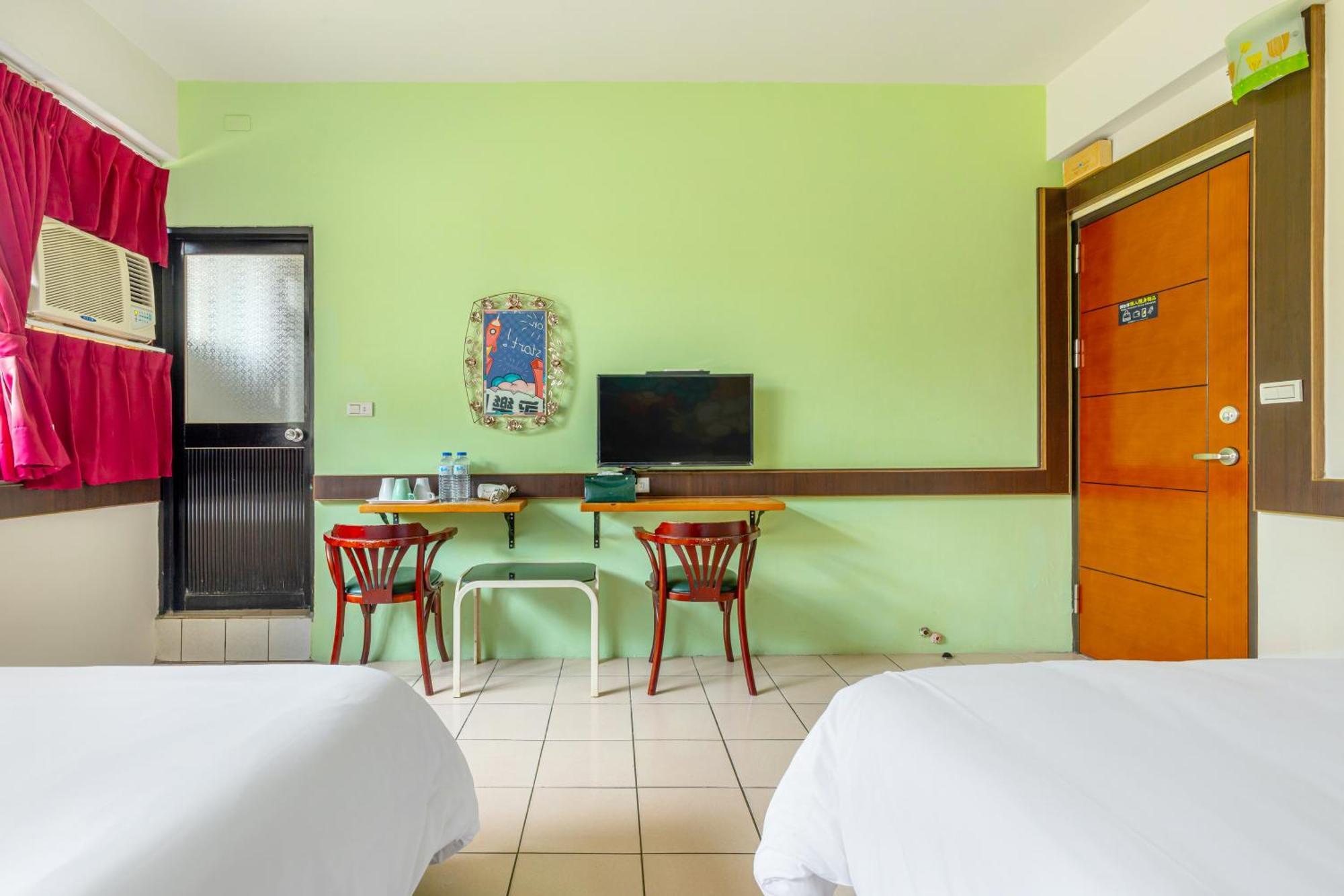 Forever Happiness Hostel Пули Екстериор снимка