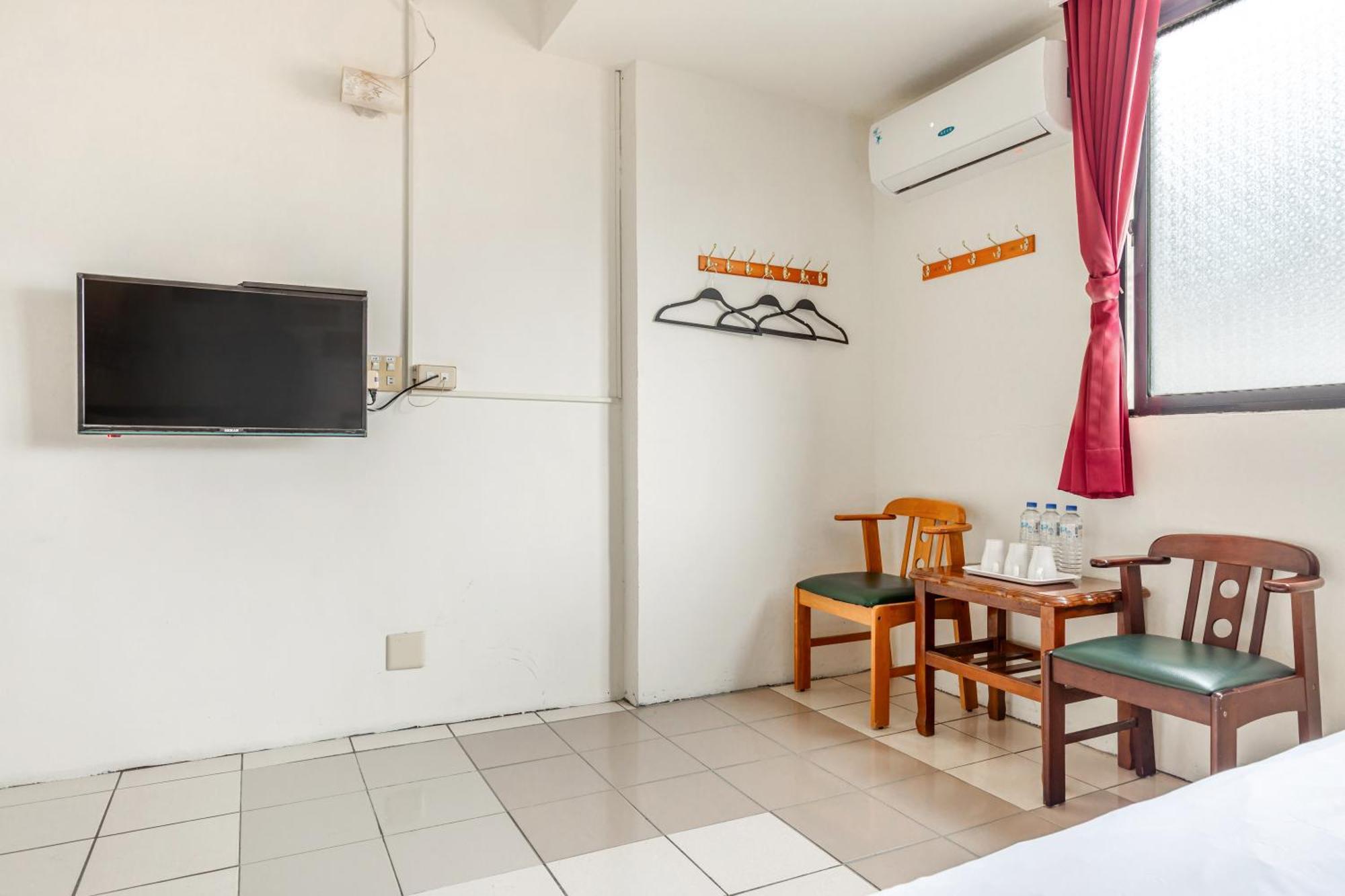 Forever Happiness Hostel Пули Екстериор снимка