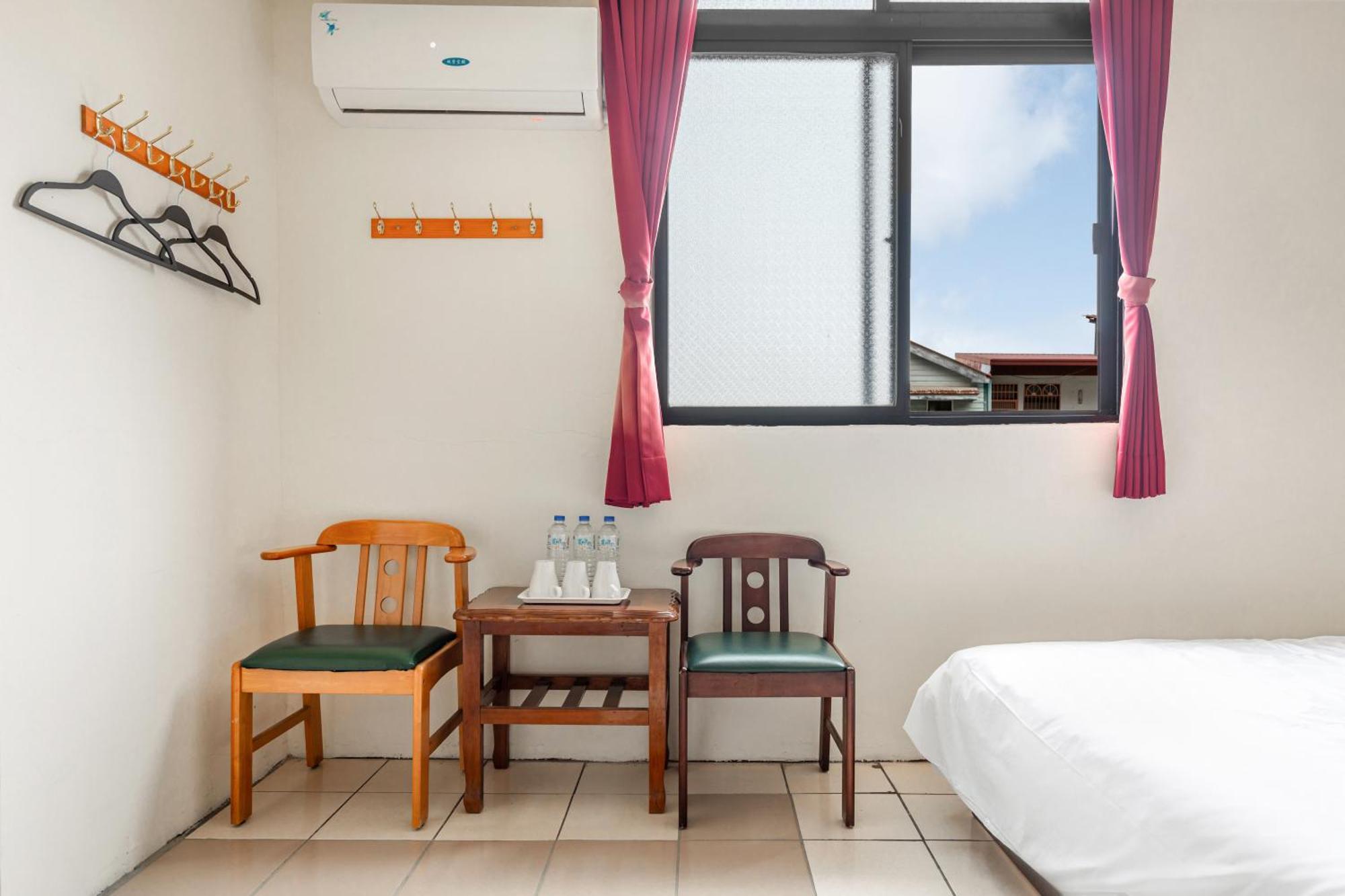 Forever Happiness Hostel Пули Екстериор снимка