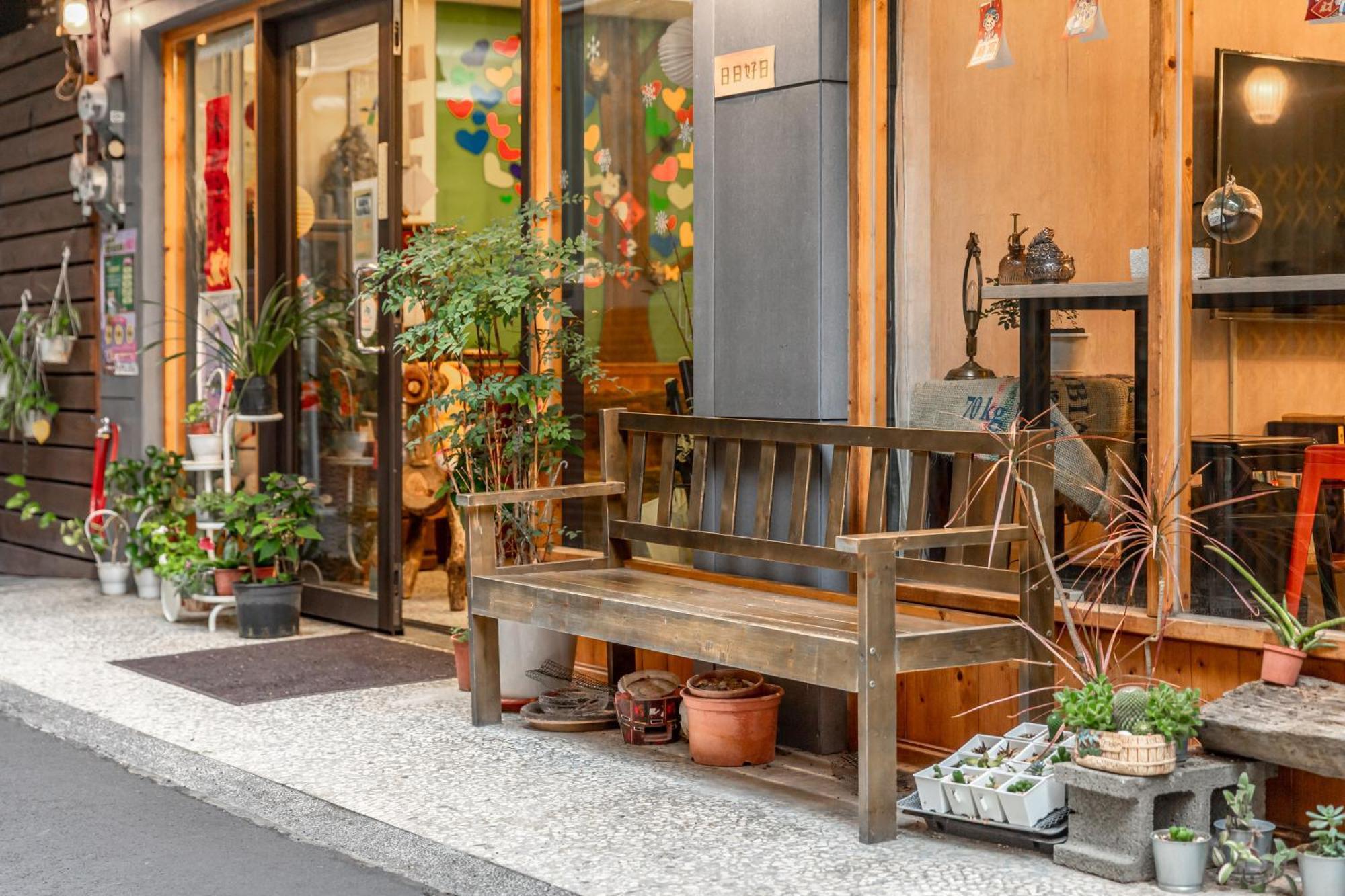 Forever Happiness Hostel Пули Екстериор снимка